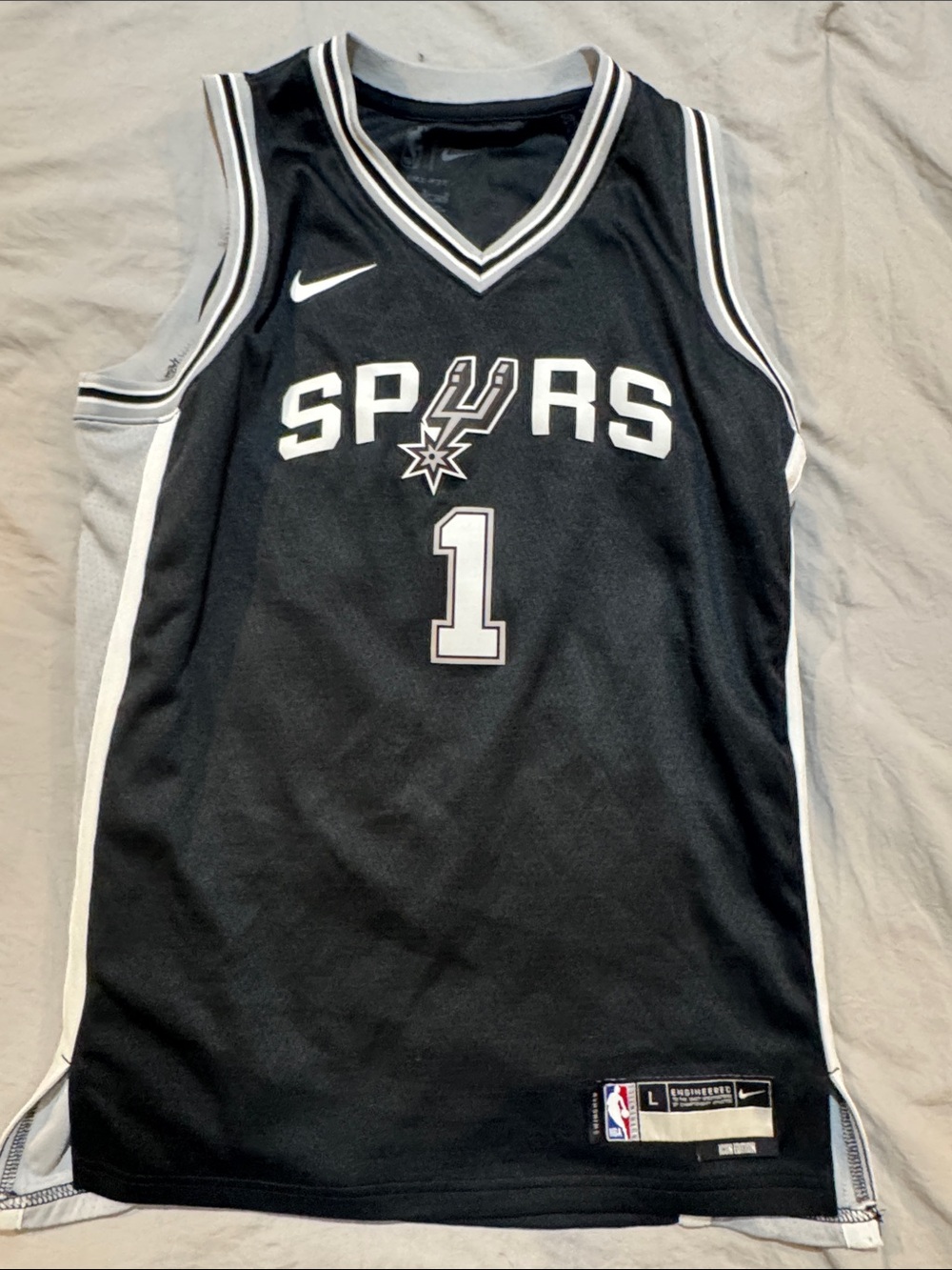 Wembanyama Boys Size Large Nike Dri-fit Jersey
